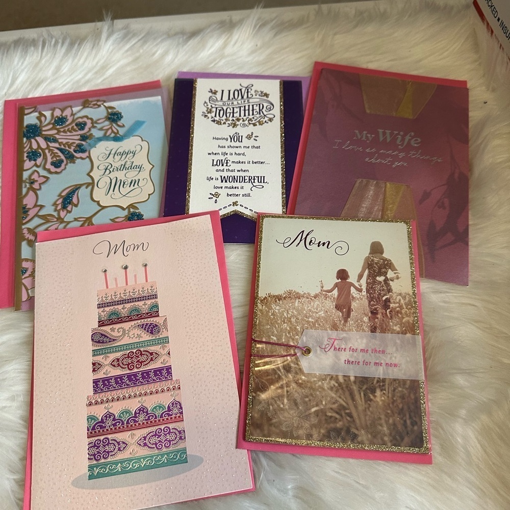 🩵5/$8 assorted mothers birthday cards
